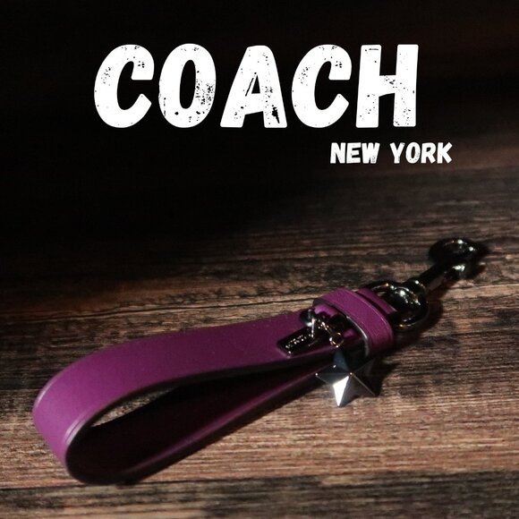 RARE | Vintage Coach | New York Collection | designer charm | NEW, Excellent - Picture 1 of 3